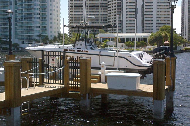 government_boat_lift_8